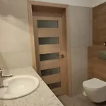 Flat In Close To The Centre Parking, Wifi, Bbq إلفيف