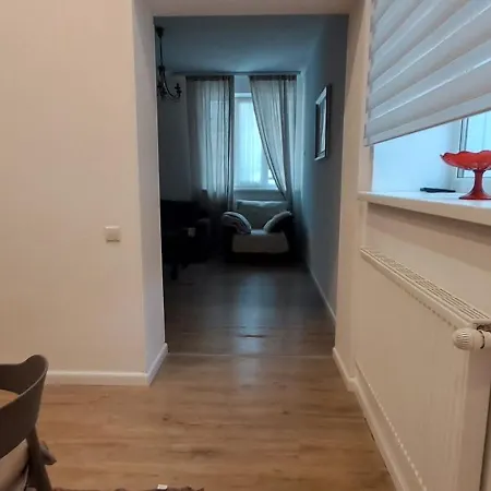 Flat In Close To The Centre Parking, Wifi, Bbq إلفيف