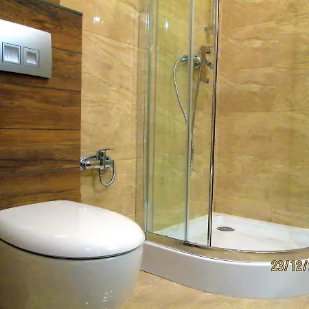 Flat In Close To The Centre Parking, Wifi, Bbq Apartment