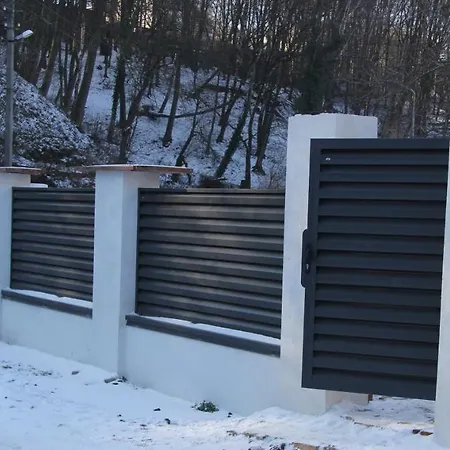 Flat In Close To The Centre Parking, Wifi, Bbq Lemberg