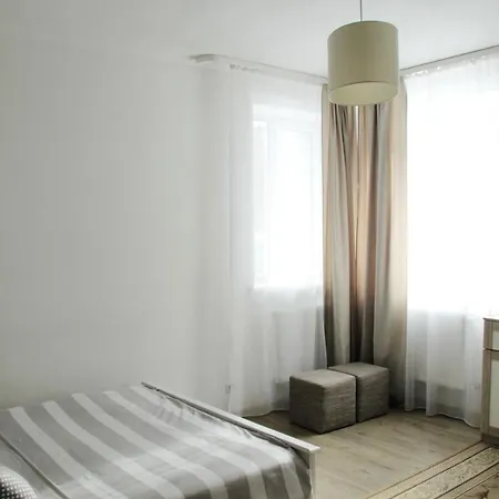 公寓 Flat In Close To The Centre Parking, Wifi, Bbq *