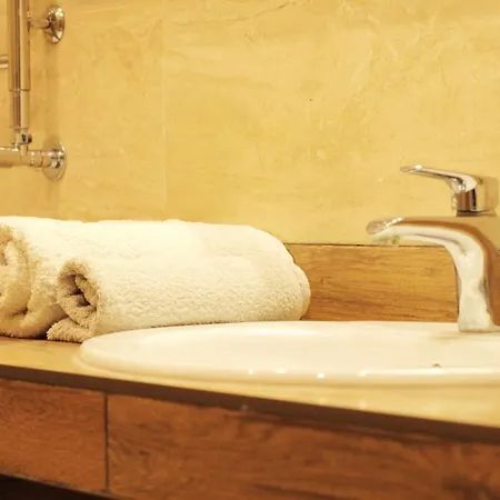 Flat In Close To The Centre Parking, Wifi, Bbq